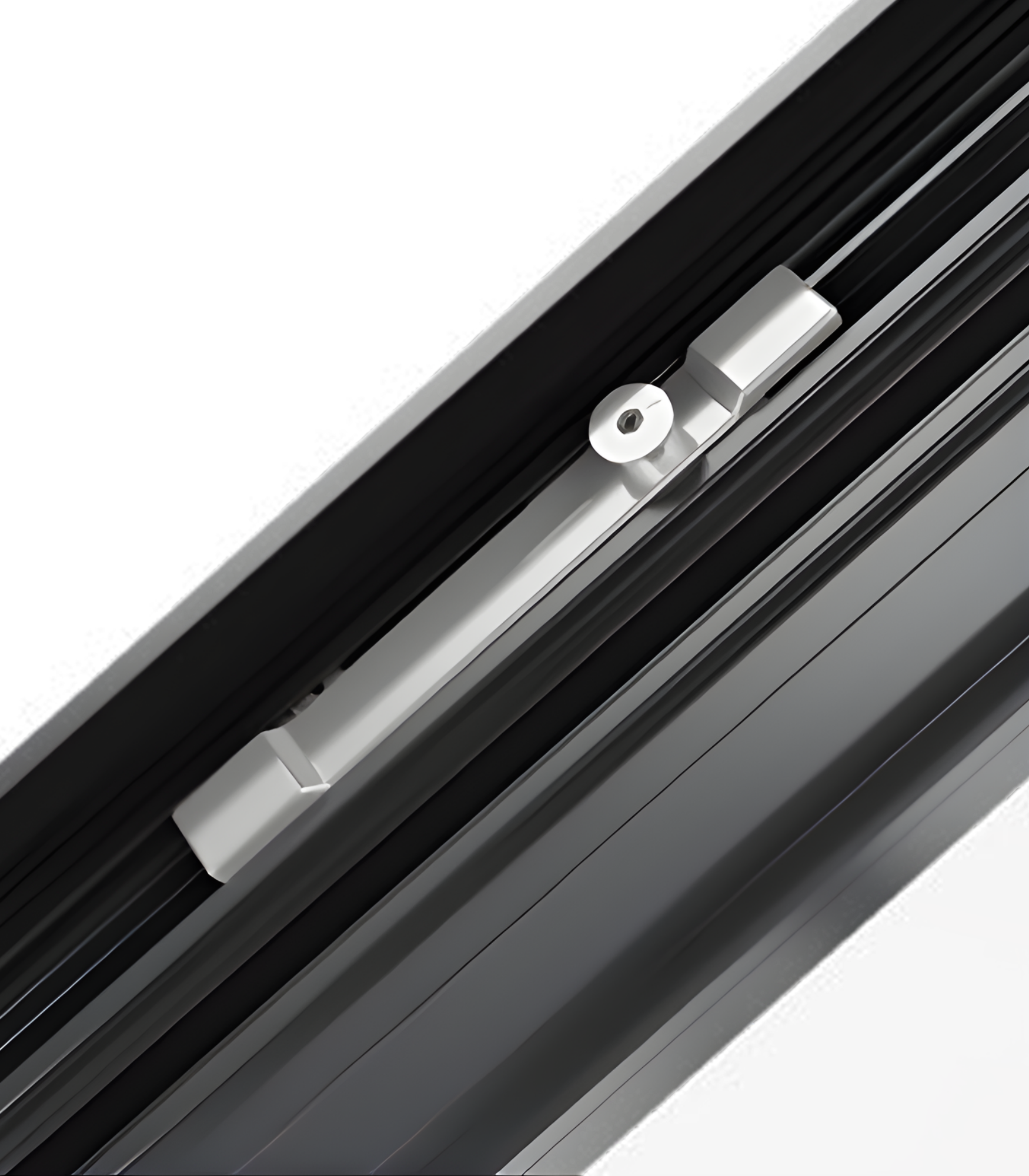 VLX 80 Awning Window in Fresno, CA | Meridian Windows and Doors Fresno - detail 4