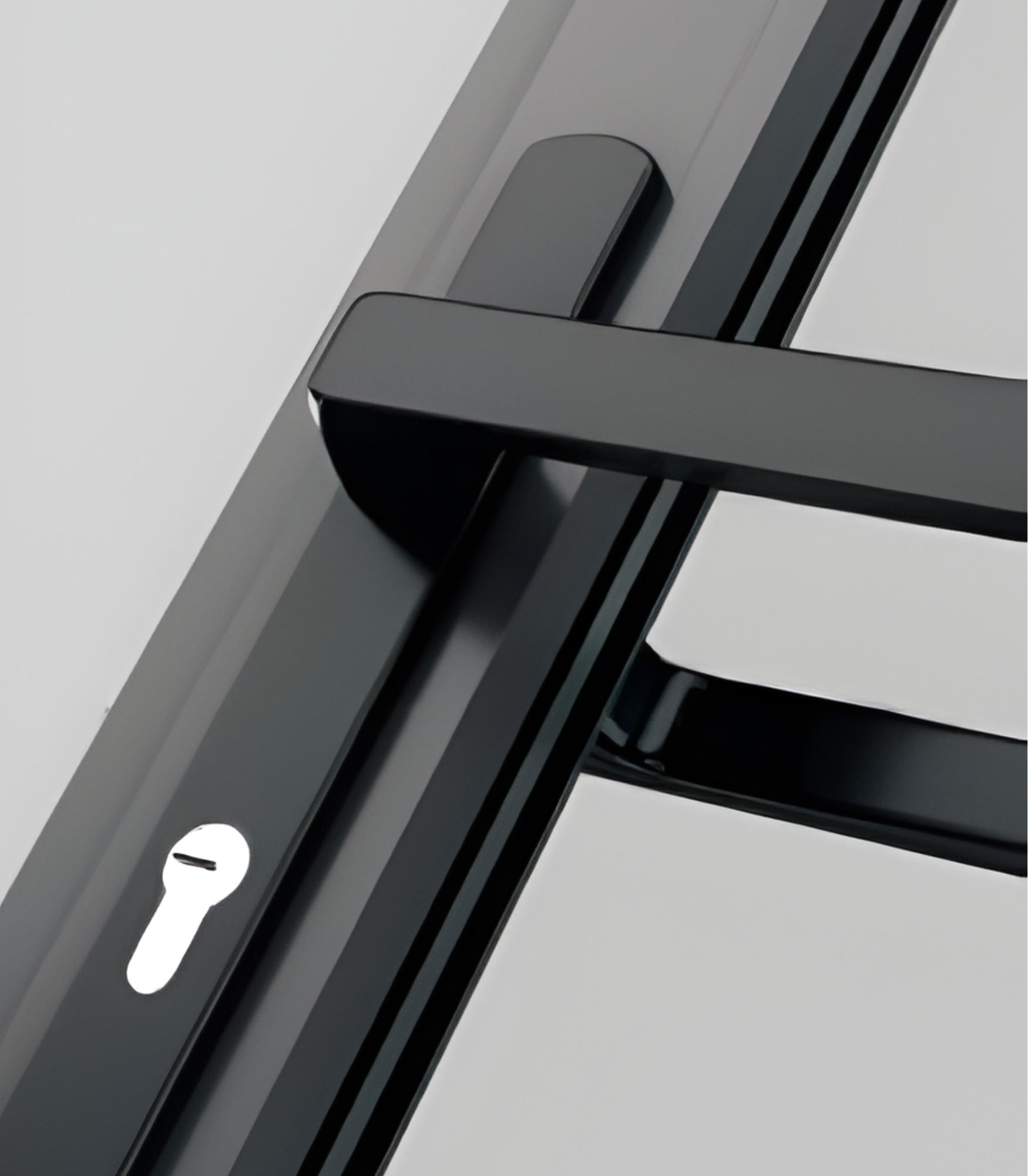VLX 100 Swing / Entry Door in Fresno, CA | Meridian Windows and Doors Fresno - detail 3
